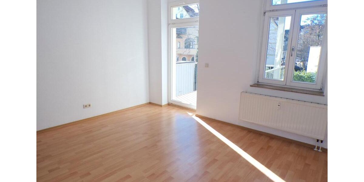Etagenwohnung Zwickau - 5 Zimmer, 118 m&sup2;, 660&euro; | Angebot:25473967