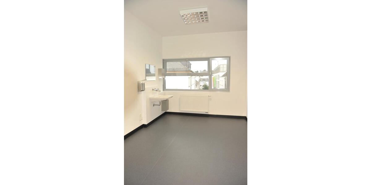 Gewerbeobjekt Zwickau - 1.500&euro; | Angebot:22488218