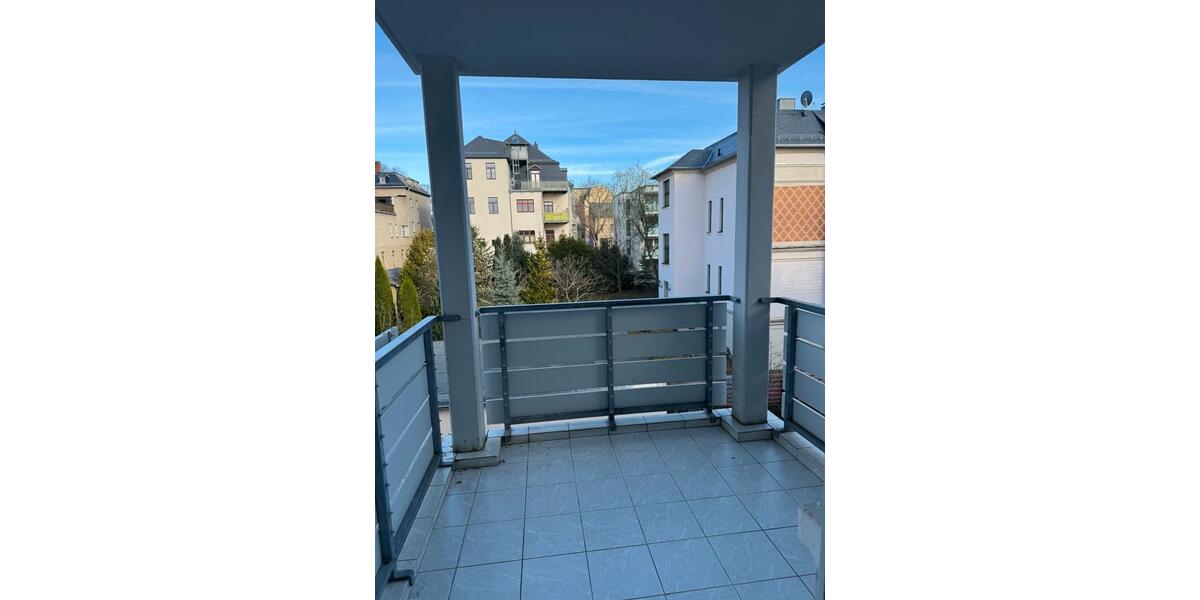 Etagenwohnung Reichenbach im Vogtland - 3 Zimmer, 83 m&sup2;, 465&euro; | Angebot:24571766