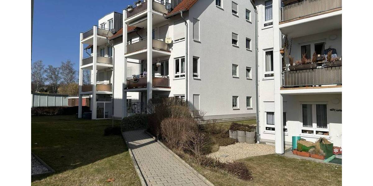 Etagenwohnung Zwickau Marienthal - 4 Zimmer, 75 m&sup2;, 100.000&euro; | Angebot:26176737