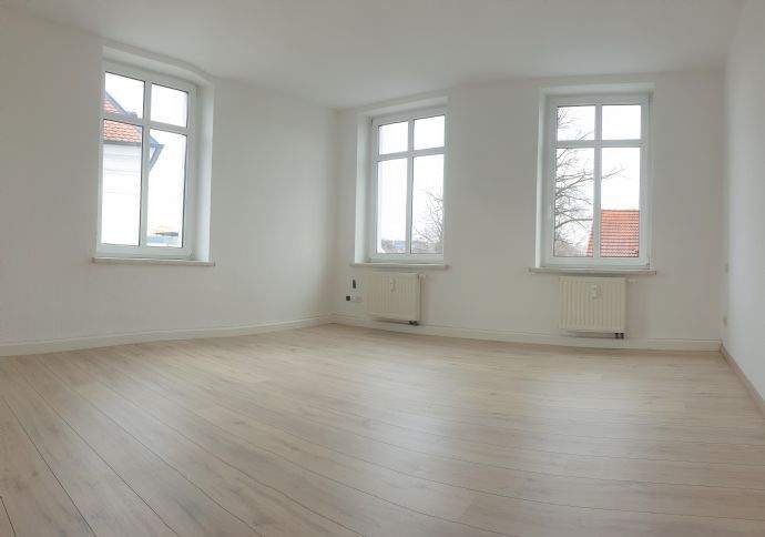 Etagenwohnung Zwickau Pöhlau - 3 Zimmer, 75 m&sup2;, 380&euro; | Angebot:26389544