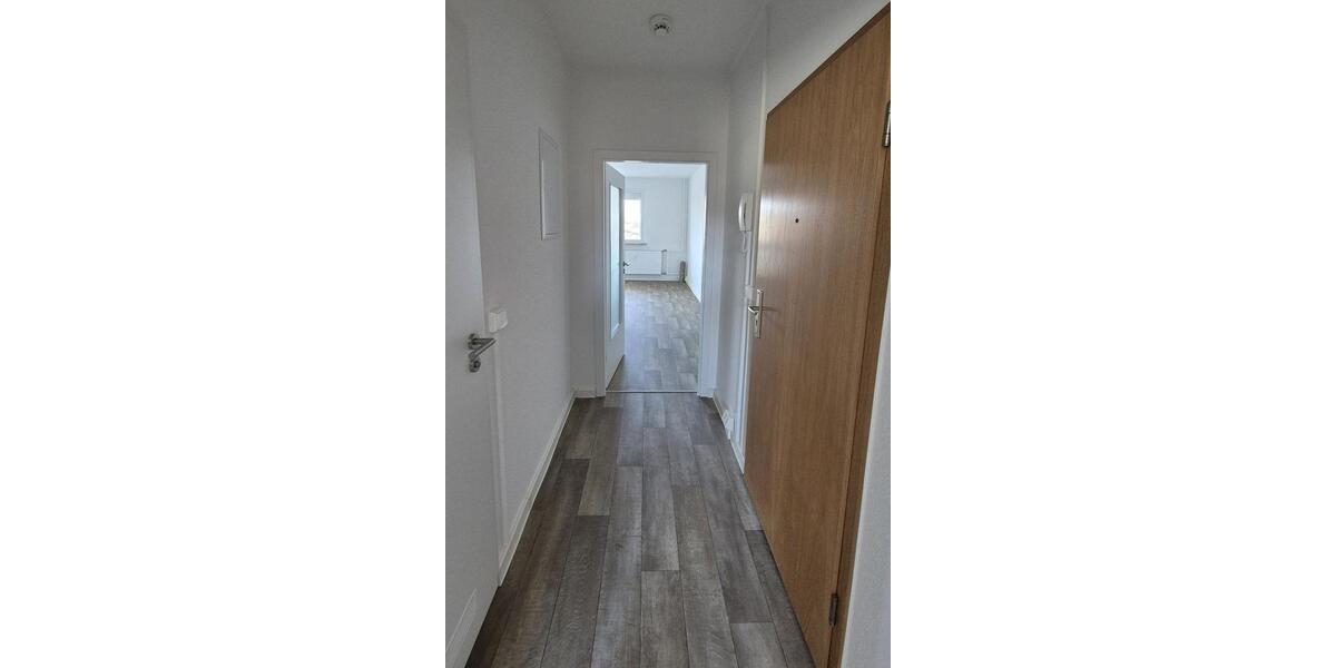 Etagenwohnung Hohenstein-Ernstthal Ernstthal - 3 Zimmer, 56 m&sup2;, 376&euro; | Angebot:24781253