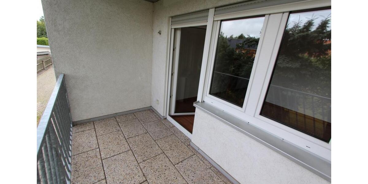 Etagenwohnung Glauchau - 2 Zimmer, 50 m&sup2;, 250&euro; | Angebot:25363724