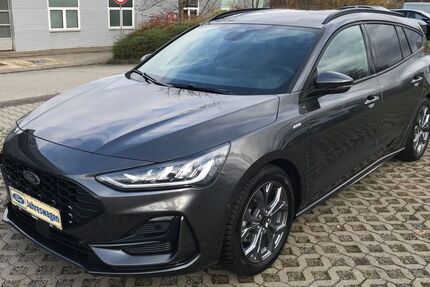 Ford Focus 16.043 km 29.990 &euro; Glauchau 08371