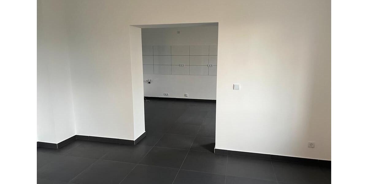 Erdgeschoßwohnung Limbach-Oberfrohna Oberfrohna - 2 Zimmer, 64 m&sup2;, 680&euro; | Angebot:24754217