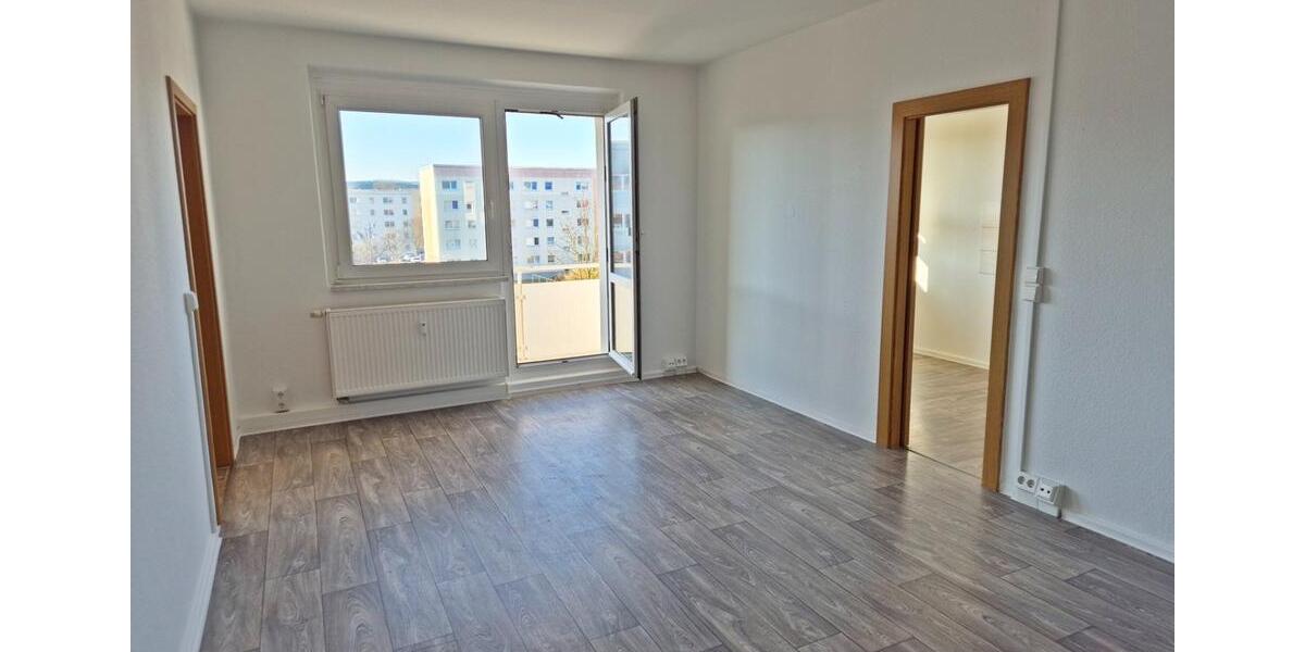 Etagenwohnung Kirchberg - 6 Zimmer, 126 m&sup2;, 650&euro; | Angebot:24438624