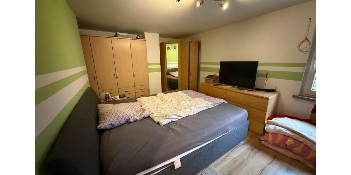 Erdgeschoßwohnung Limbach-Oberfrohna Oberfrohna - 5 Zimmer, 119 m&sup2;, 990&euro; | Angebot:25808067