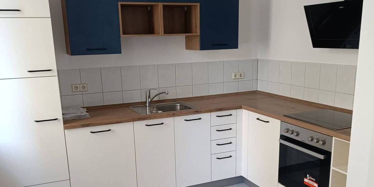 Etagenwohnung Zwickau Pölbitz - 2 Zimmer, 77 m&sup2;, 460&euro; | Angebot:26501411