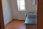 Dachgeschoßwohnung Glauchau - 2 Zimmer, 50 m&sup2;, 300&euro; | Angebot:25432917