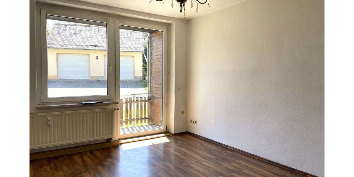 Etagenwohnung Christgrün Christgrün - 4 Zimmer, 71 m&sup2;, 280&euro; | Angebot:25044558