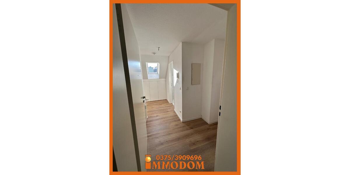 Dachgeschoßwohnung Zwickau - 2 Zimmer, 72 m&sup2;, 500&euro; | Angebot:24861296