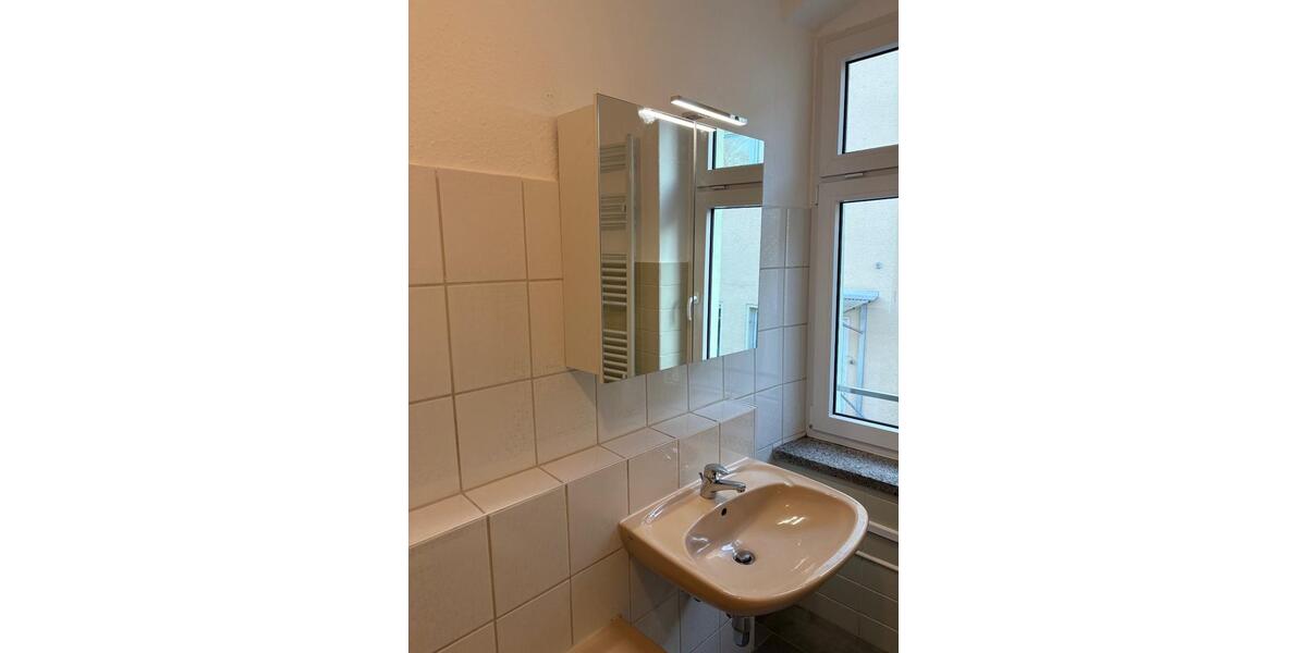 Etagenwohnung Limbach-Oberfrohna Oberfrohna - 2 Zimmer, 65 m&sup2;, 490&euro; | Angebot:25845832