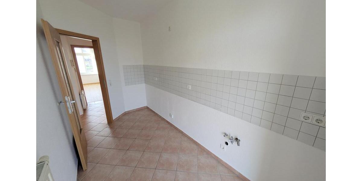 Etagenwohnung Zwickau - 2 Zimmer, 48 m&sup2;, 290&euro; | Angebot:25945677