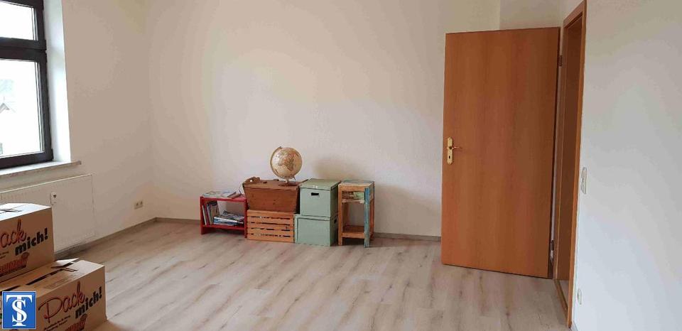 Etagenwohnung Treuen - 5 Zimmer, 103 m&sup2;, 550&euro; | Angebot:25646455