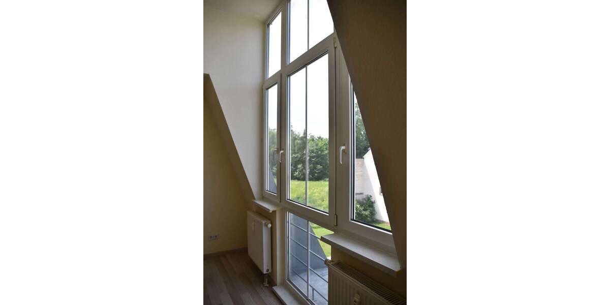 Etagenwohnung Meerane - 2 Zimmer, 62 m&sup2;, 340&euro; | Angebot:24002395