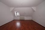 Etagenwohnung Zwickau - 4 Zimmer, 95 m&sup2;, 525&euro; | Angebot:26381226