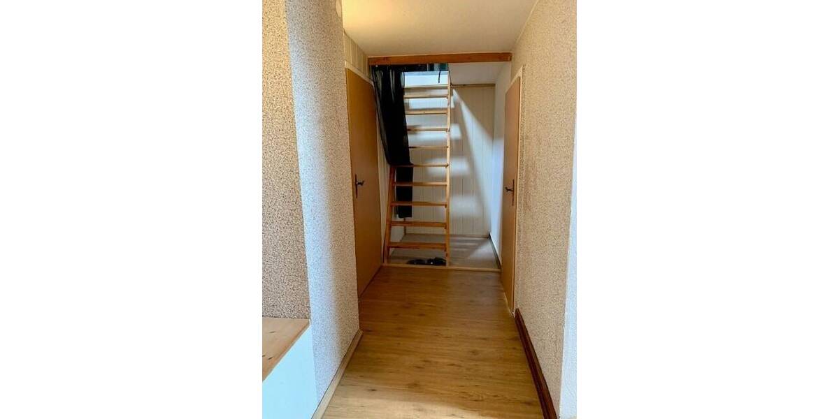 Reihenendhaus Reichenbach - 6 Zimmer, 127 m&sup2;, 99.000&euro; | Angebot:25662050