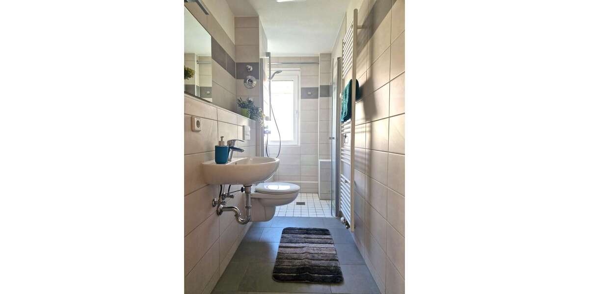 Etagenwohnung Glauchau - 3 Zimmer, 57 m&sup2;, 360&euro; | Angebot:25230519