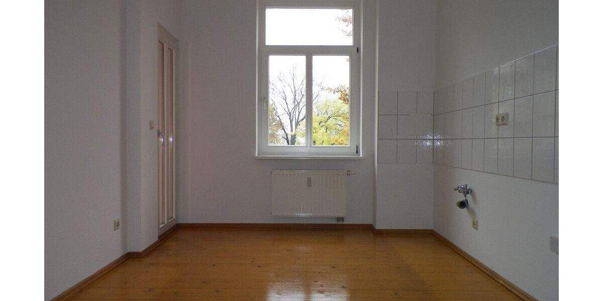 Etagenwohnung Zwickau Pölbitz - 2 Zimmer, 67 m&sup2;, 375&euro; | Angebot:25670169