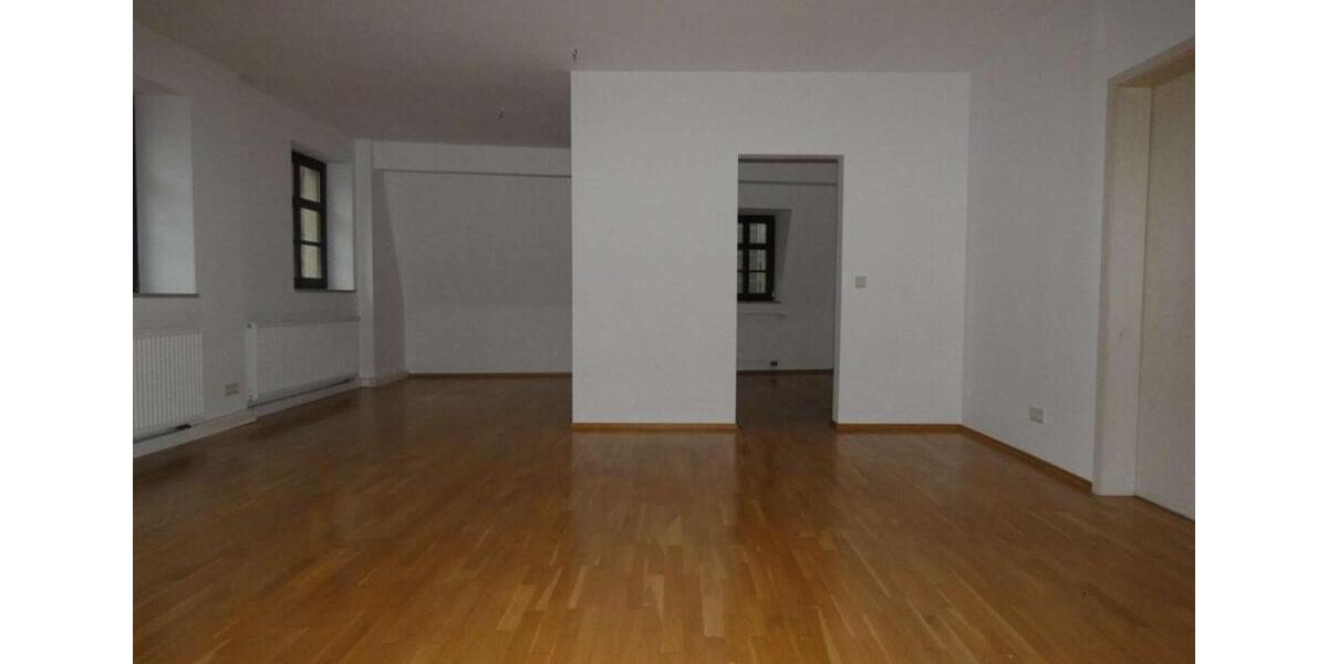 Maisonettenwohnung Zwickau - 2 Zimmer, 82 m&sup2;, 430&euro; | Angebot:20093035