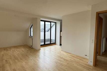 Wohnung Zwickau - 3 Zimmer, 69 m&sup2;, 640&euro; | Angebot:25756174