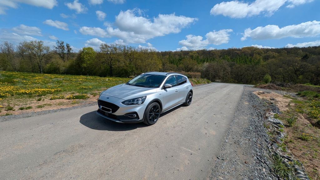 Ford Focus 97.000 km 16.400 &euro; Berga-Wünschendorf 07980