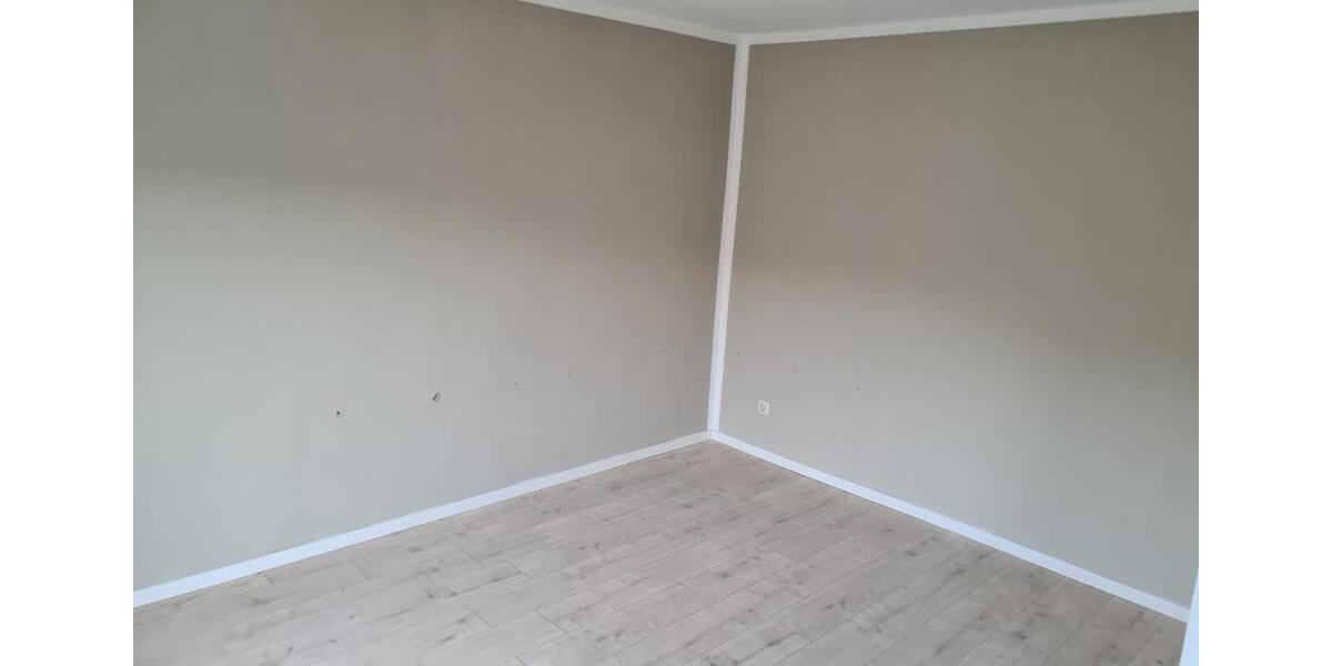 Dachgeschoßwohnung Wilkau-Haßlau Haßlau - 3 Zimmer, 50 m&sup2;, 350&euro; | Angebot:24779929