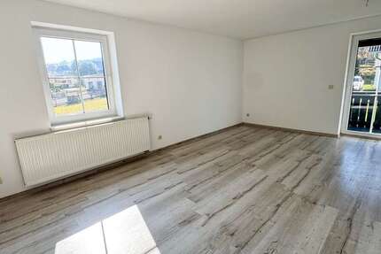 Wohnung Schwarzenberg OT Neuwelt Neuwelt - 3 Zimmer, 76 m&sup2;, 419&euro; | Angebot:25372112