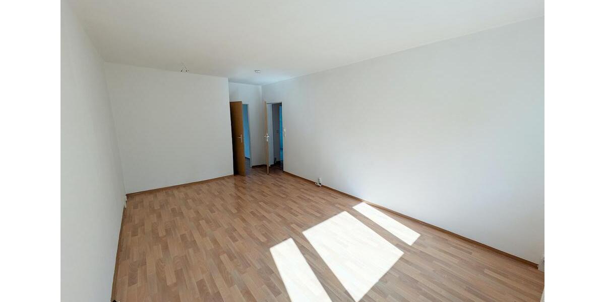 Etagenwohnung Limbach-Oberfrohna Oberfrohna - 3 Zimmer, 58 m&sup2;, 377&euro; | Angebot:25945631