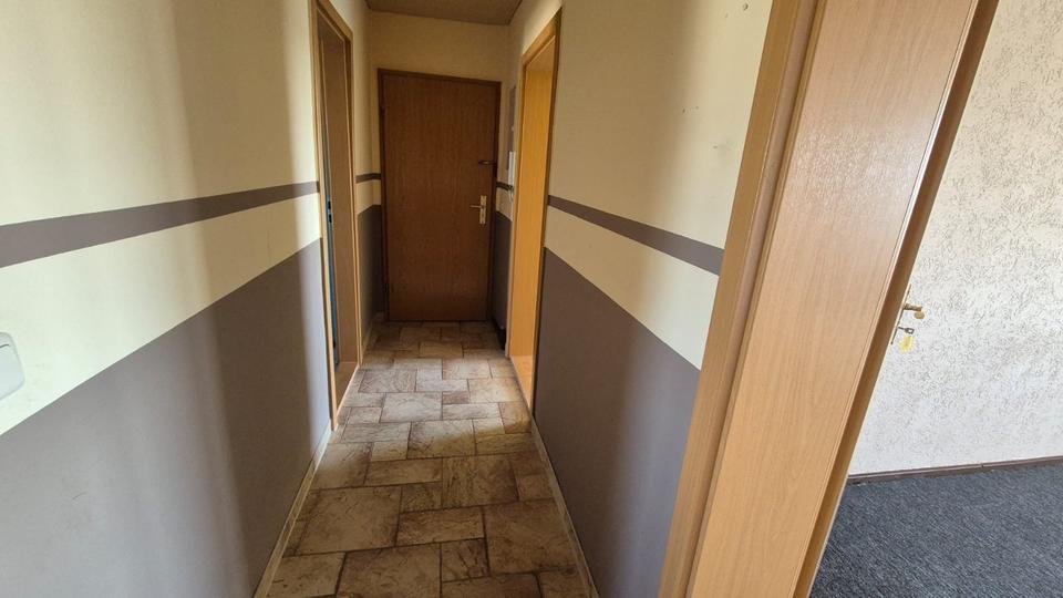 Etagenwohnung Elsterberg - 5 Zimmer, 63 m&sup2;, 300&euro; | Angebot:22688761