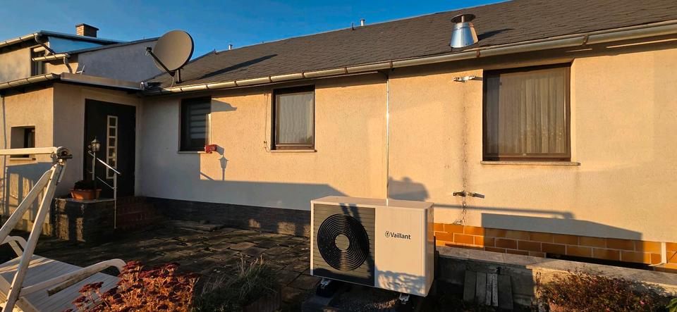 Reihenhaus Werdau - 2 Zimmer, 60 m&sup2;, 84.000&euro; | Angebot:25256705