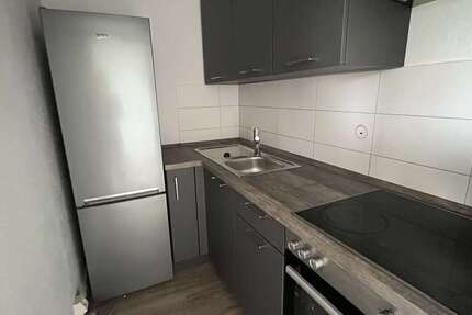 Wohnung Zwickau Neuplanitz - 1 Zimmer, 35 m&sup2;, 230&euro; | Angebot:23805280