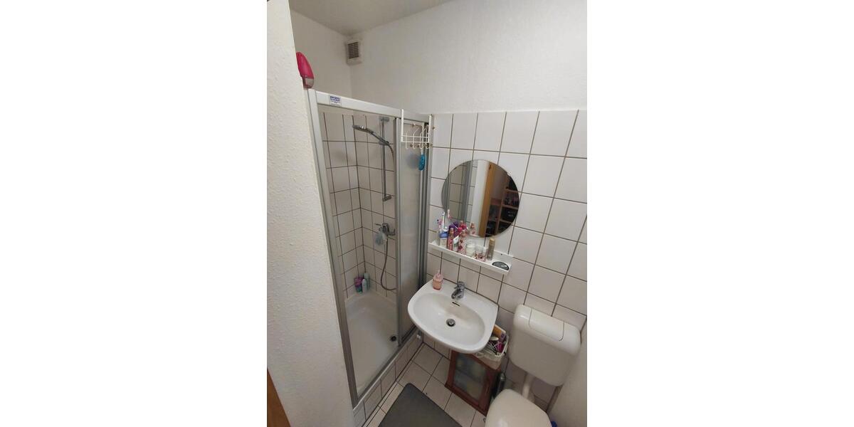 Dachgeschoßwohnung Zwickau - 1 Zimmer, 18 m&sup2;, 165&euro; | Angebot:25308479