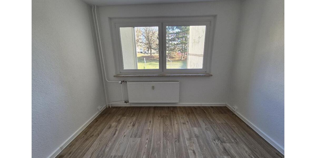 Etagenwohnung Hohenstein-Ernstthal Ernstthal - 3 Zimmer, 56 m&sup2;, 366&euro; | Angebot:24781254