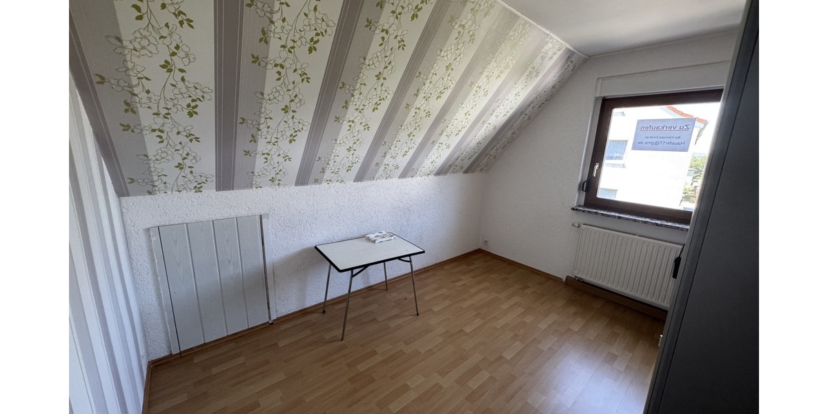 Großzügiges Einfamilienhaus mit Sauna, Sonnenterrasse und drei Garagen in Berga-Wünschendorf. - Einfamilienhaus Berga-Wünschendorf Wünschendorf | Angebot:27266296