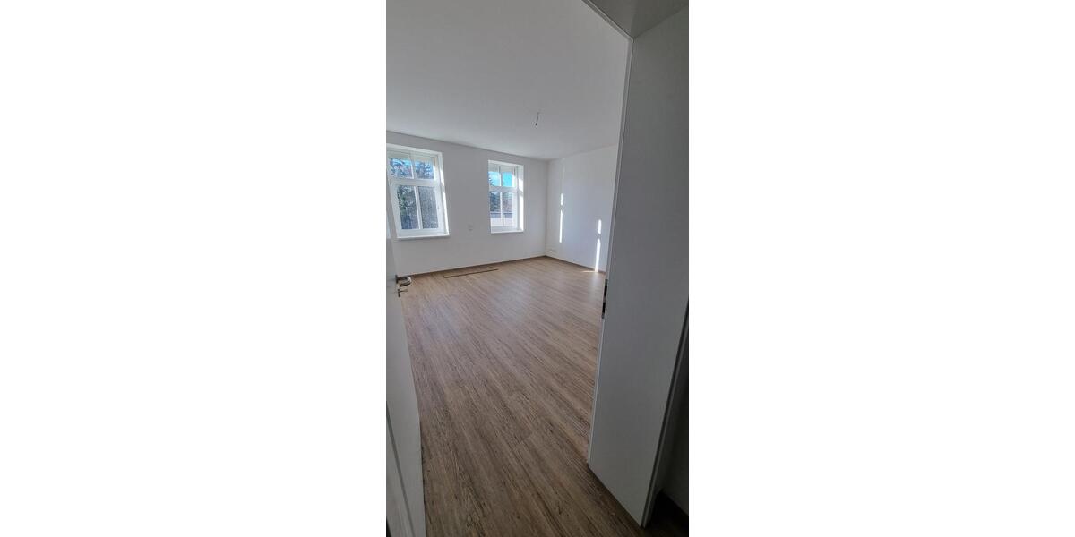Etagenwohnung Hohenstein-Ernstthal Ernstthal - 2 Zimmer, 58 m&sup2;, 350&euro; | Angebot:24183761