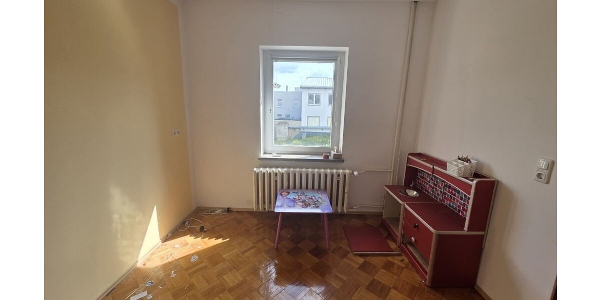 Charmante Doppelhaushälfte mit Potenzial in Limbach-Oberfrohna! - Zweifamilienhaus Limbach-Oberfrohna Oberfrohna | Angebot:23109314