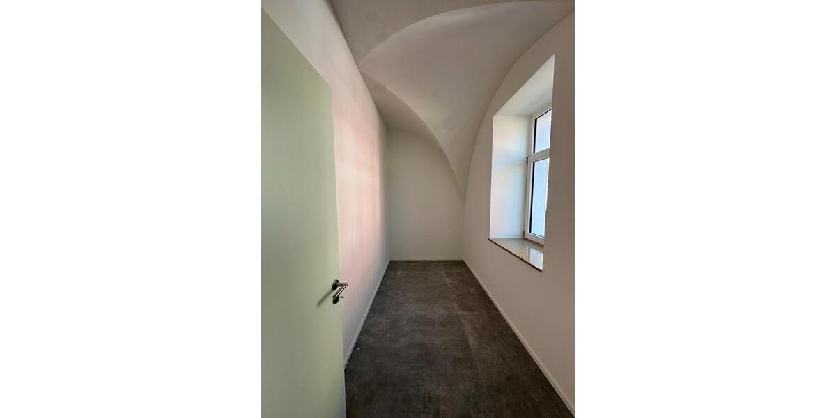 Terrassenwohnung Glauchau - 4.5 Zimmer, 130 m&sup2;, 1.465&euro; | Angebot:20442292