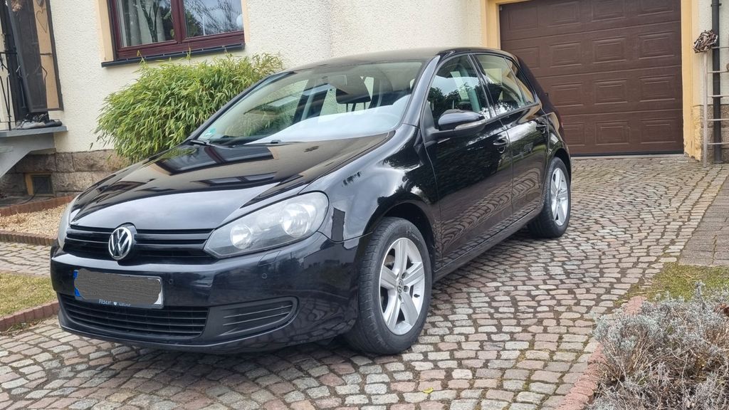 VW Golf 177.200 km 4.999 &euro; Zwickau 08056