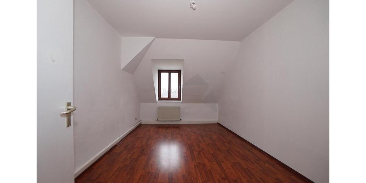 Etagenwohnung Zwickau - 4 Zimmer, 95 m&sup2;, 525&euro; | Angebot:26381226