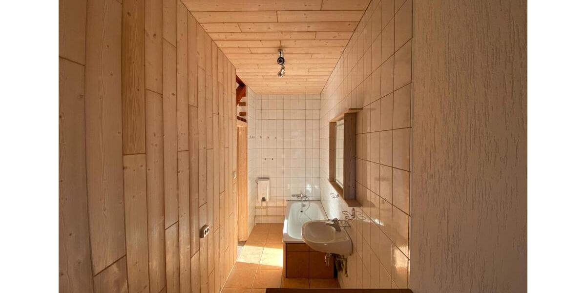 Etagenwohnung Stützengrün - 2 Zimmer, 72 m&sup2;, 450&euro; | Angebot:25047457