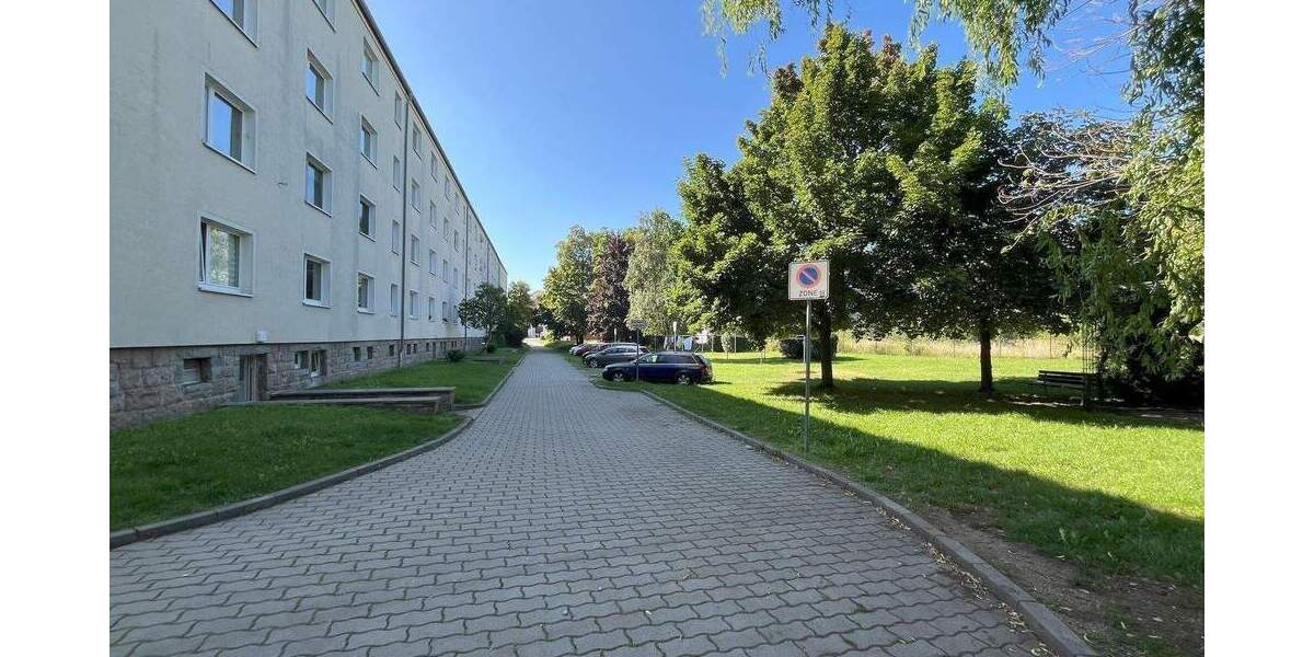 Etagenwohnung Zwickau Pölbitz - 2 Zimmer, 48 m&sup2;, 279&euro; | Angebot:25739970