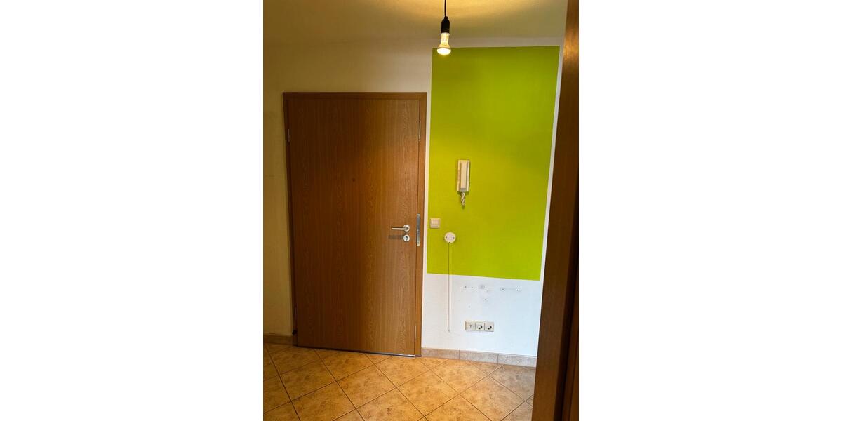 Hochparterre Rodewisch - 3 Zimmer, 65 m&sup2;, 70.000&euro; | Angebot:24850923