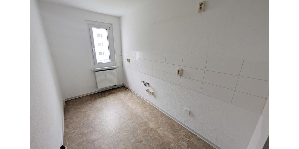 Etagenwohnung Limbach-Oberfrohna Oberfrohna - 2 Zimmer, 51 m&sup2;, 327&euro; | Angebot:25945694