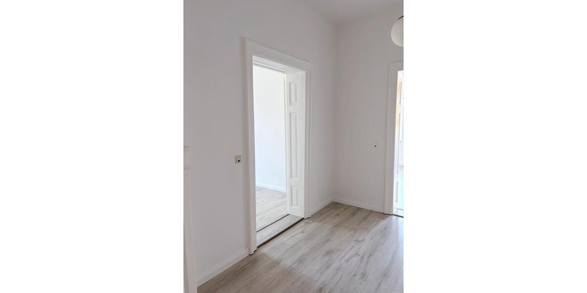 Etagenwohnung Zwickau - 3 Zimmer, 85 m&sup2;, 595&euro; | Angebot:25311291