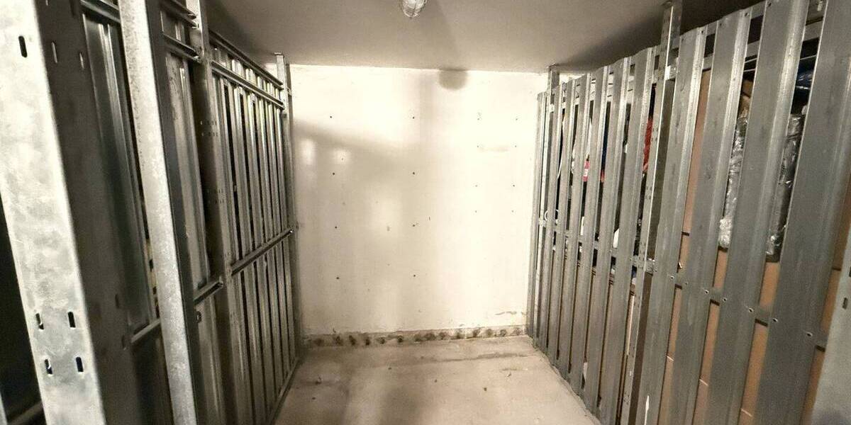 Etagenwohnung Zwickau Marienthal - 4 Zimmer, 75 m&sup2;, 100.000&euro; | Angebot:26176737