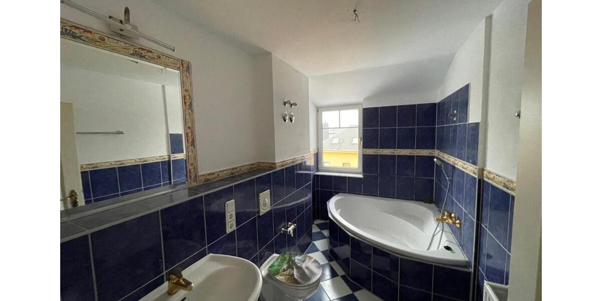 Dachgeschoßwohnung Limbach-Oberfrohna Oberfrohna - 2 Zimmer, 66 m&sup2;, 470&euro; | Angebot:24691492