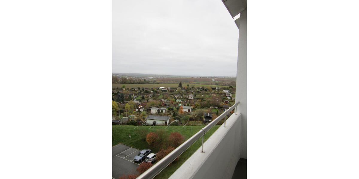 Etagenwohnung Crimmitschau - 3 Zimmer, 69 m&sup2;, 451&euro; | Angebot:23062750