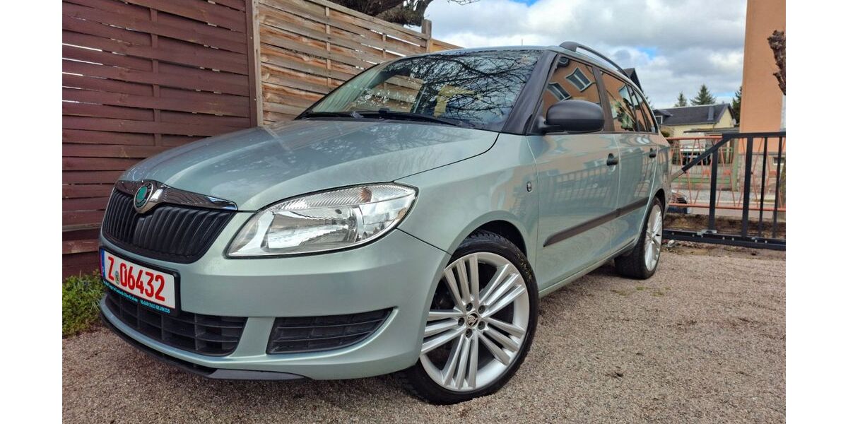 Skoda Fabia 133.789 km 5.490 &euro; Limbach-Oberfrohna 09212