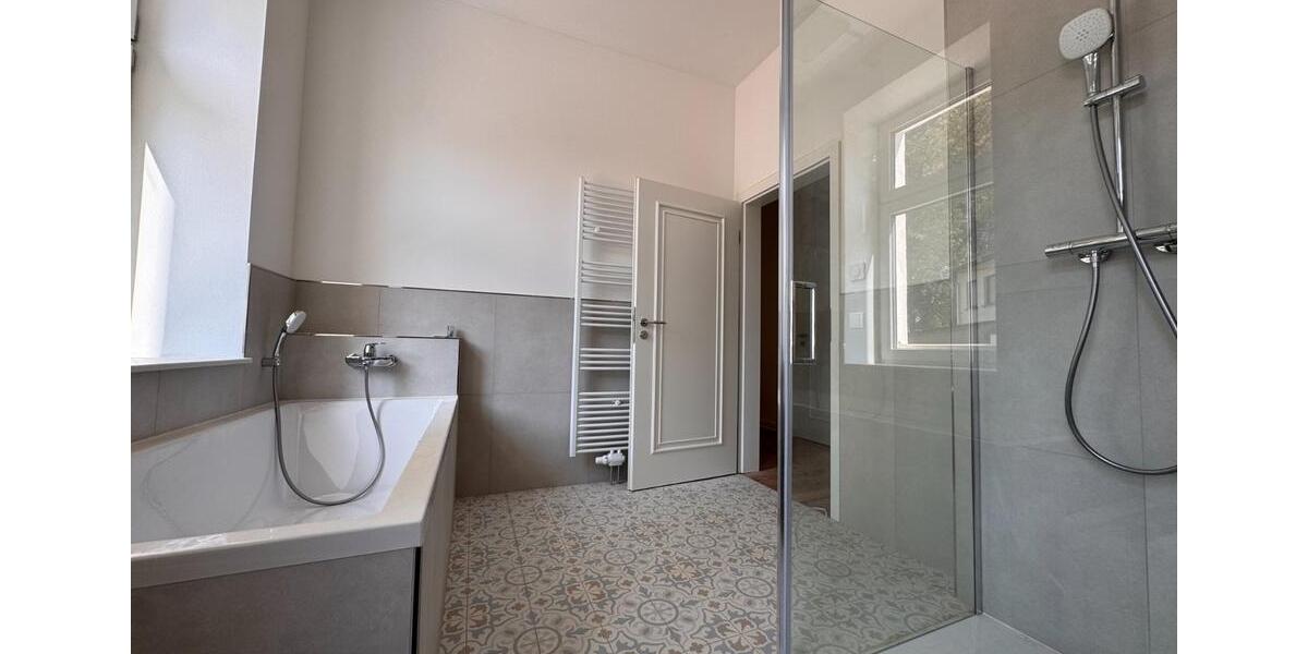 Etagenwohnung Limbach-Oberfrohna Oberfrohna - 4.5 Zimmer, 152 m&sup2;, 1.534&euro; | Angebot:25544759